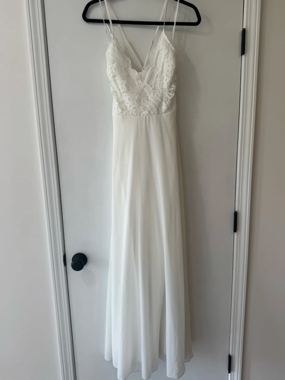 Lulu’s Madalyn White Lace Maxi Dress Small - Picture 4 of 8